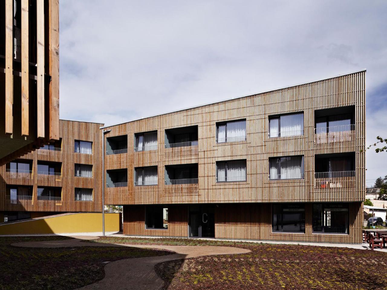 Apartman Krasna Lipa C. 1 Exteriör bild